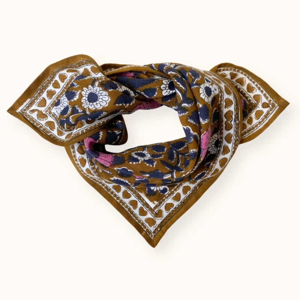 small-foulard-manika-coeur