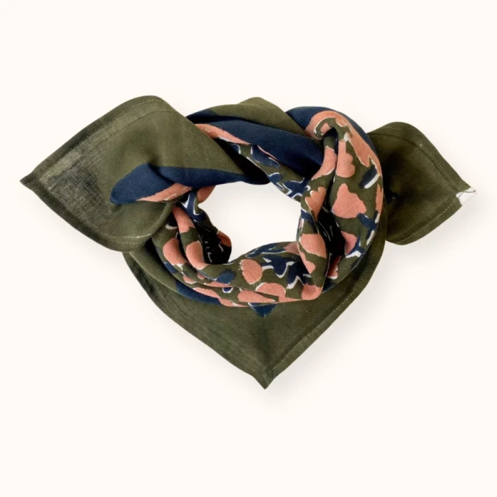 small-foulard-manika-tulipe